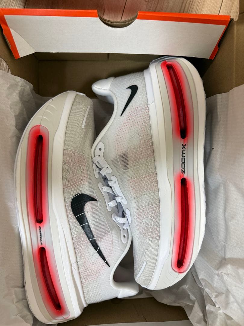 ナイキ　ボメロ　プレミアム　27.5