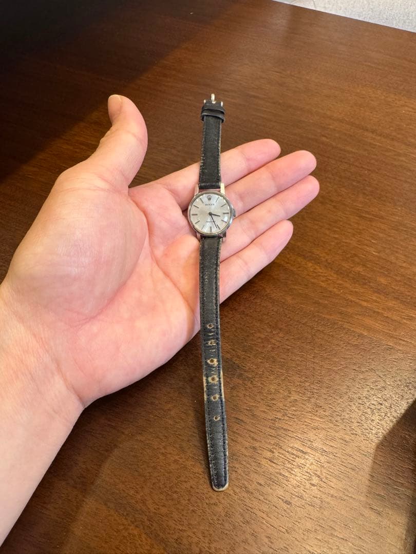 ロレックスのアンティーク腕時計「PRECISION」です。