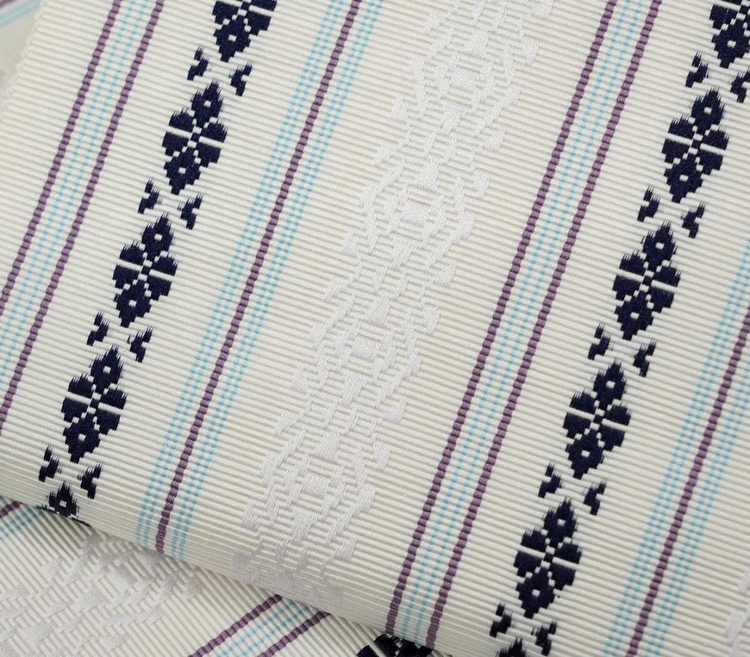 新品 博多織 【長尺】単衣半幅帯 浴衣帯 白地 藤色・濃紺五本献上柄 帯端処理済