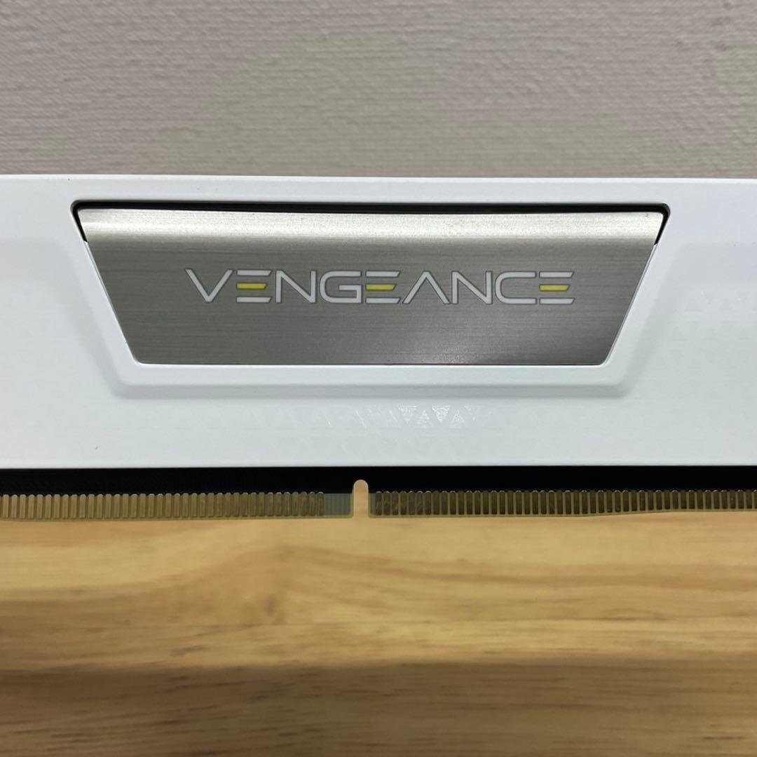 Corsair DDR5-5200 32GB(16GB×2)メモリ 新品未使用