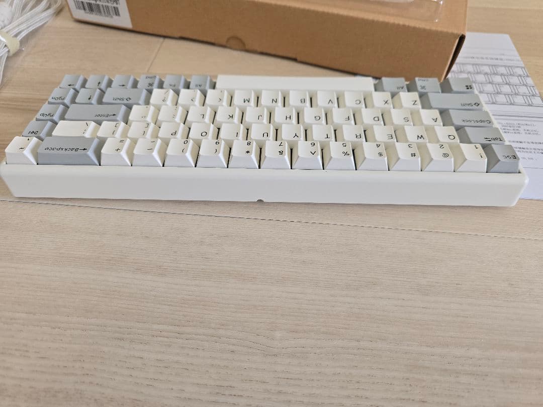 NiZ Atom 68 白 キーボード 静電容量無接点方式 US配列美品