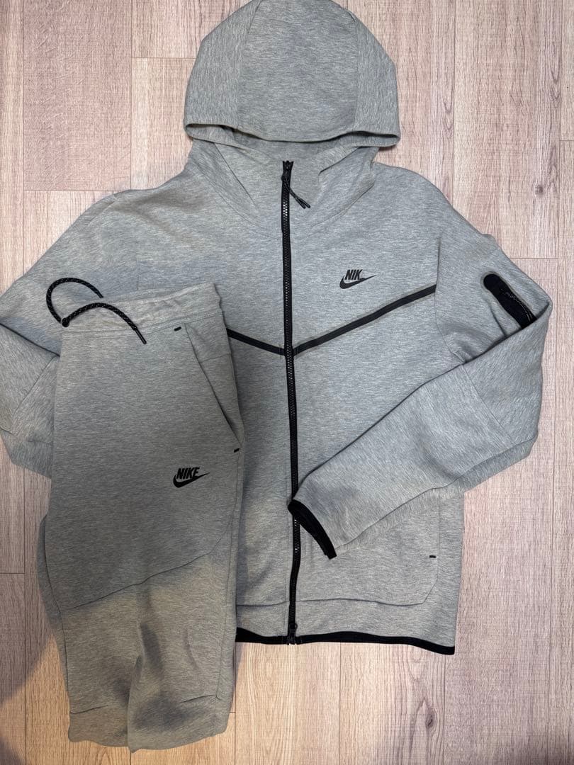 Nike テック上下セット L