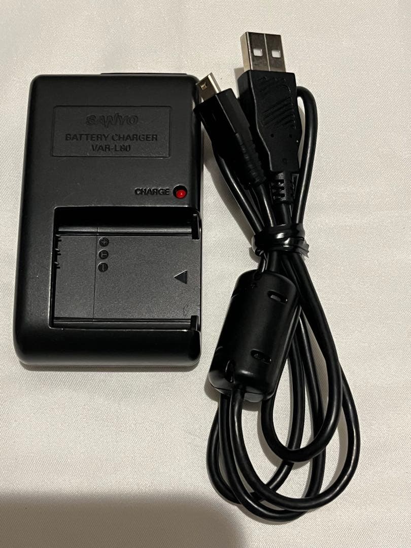 SANYO Xacti DMX-CG11 デジタルムービーカメラ 10MP