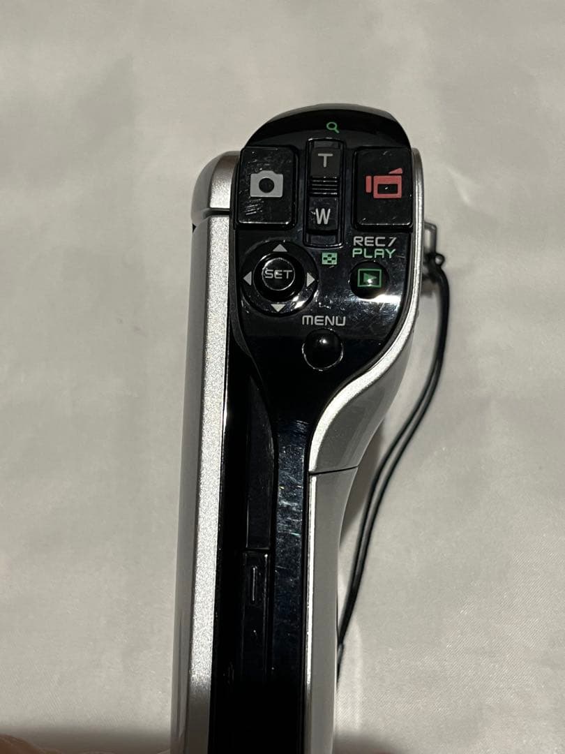 SANYO Xacti DMX-CG11 デジタルムービーカメラ 10MP