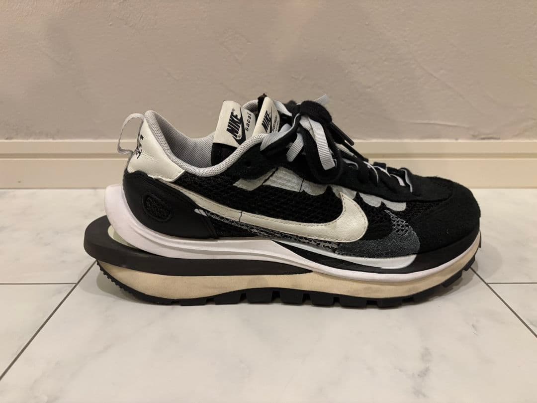 sacai×Nike Vapor Waffle Black and White