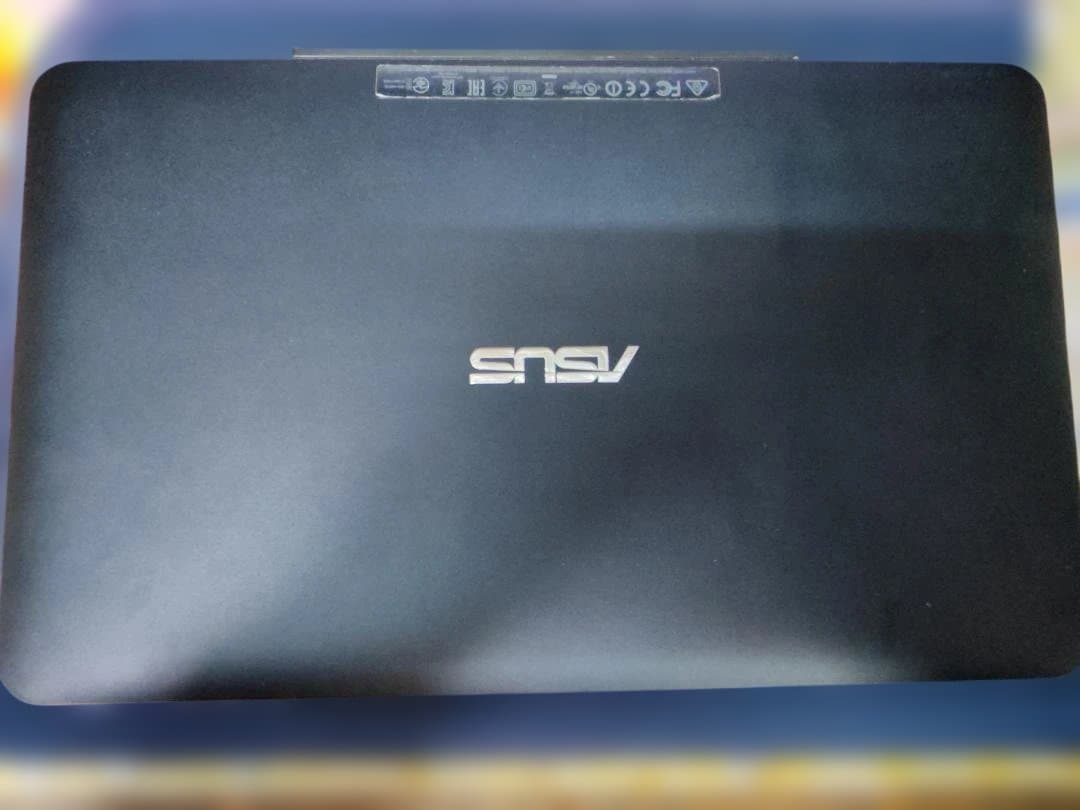 【中古】 ASUS TransBook T300CHI ノートPC