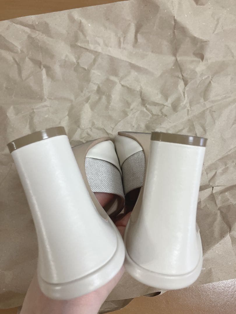 ダイアナ♡ビジューバックルミュール