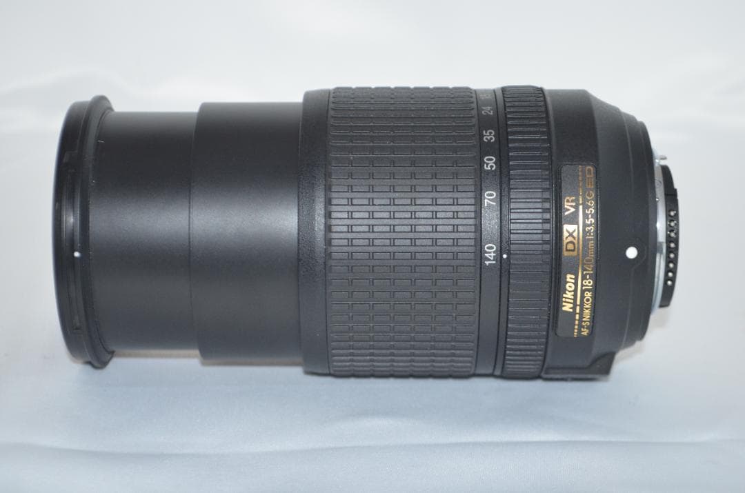 新品級　シャッター数7100回以下 Nikon D7500☆Wi-Fi搭載