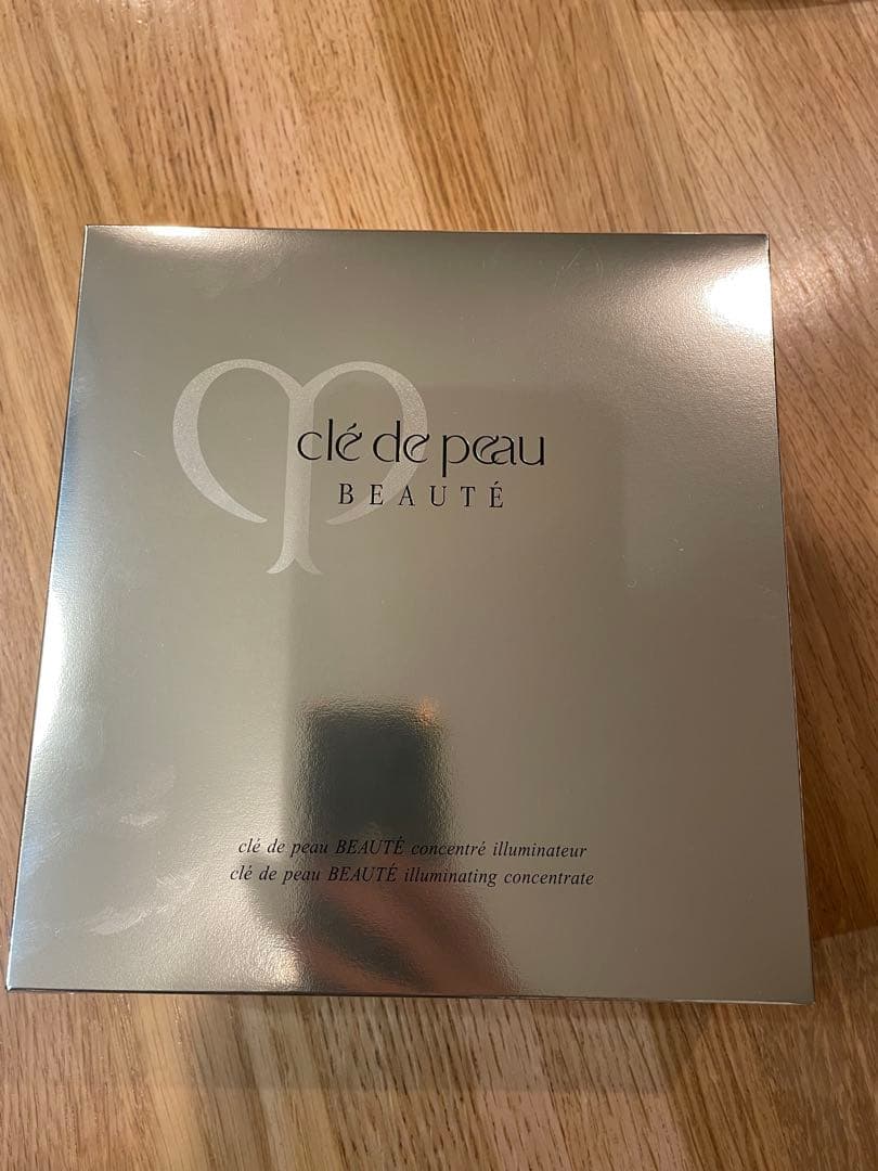 clé de peau BEAUTE コンサントレイリュミナトゥール　6セット
