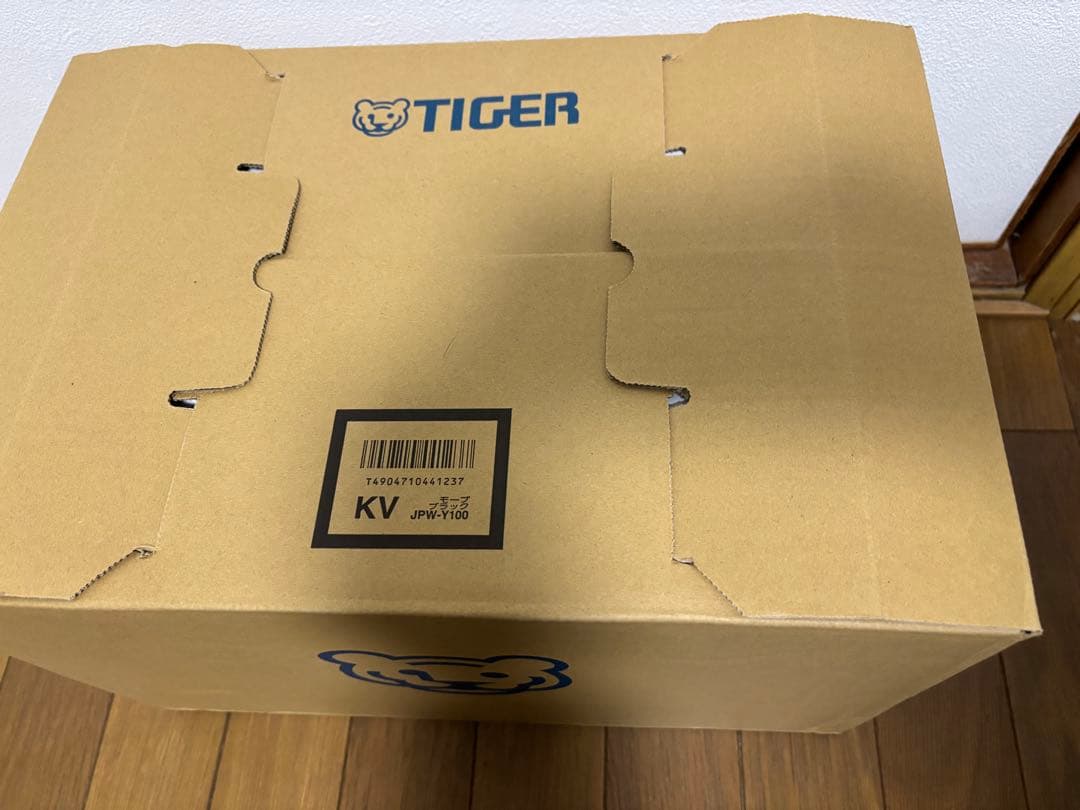新品　タイガーTIGER IH炊飯器 炊きたてJPW-Y100KV5.5合 黒