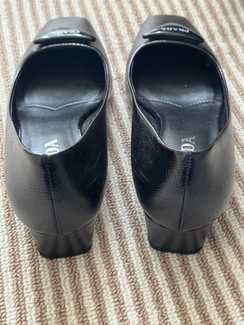 PRADA ブラック パンプス スクエアトゥ