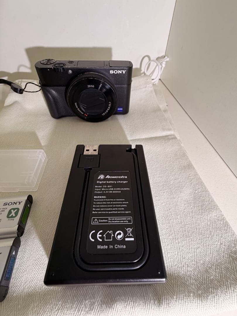 デジタルカメラ SONY RX100 M5