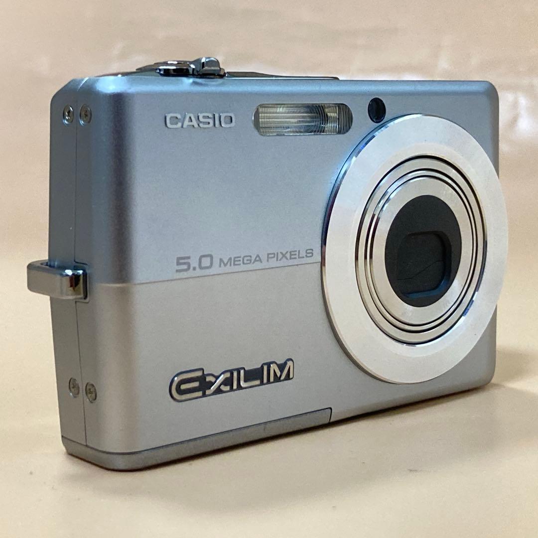 ◆SDカード付き◆ CASIO EX-Z500 シルバー色　デジカメ　完動品