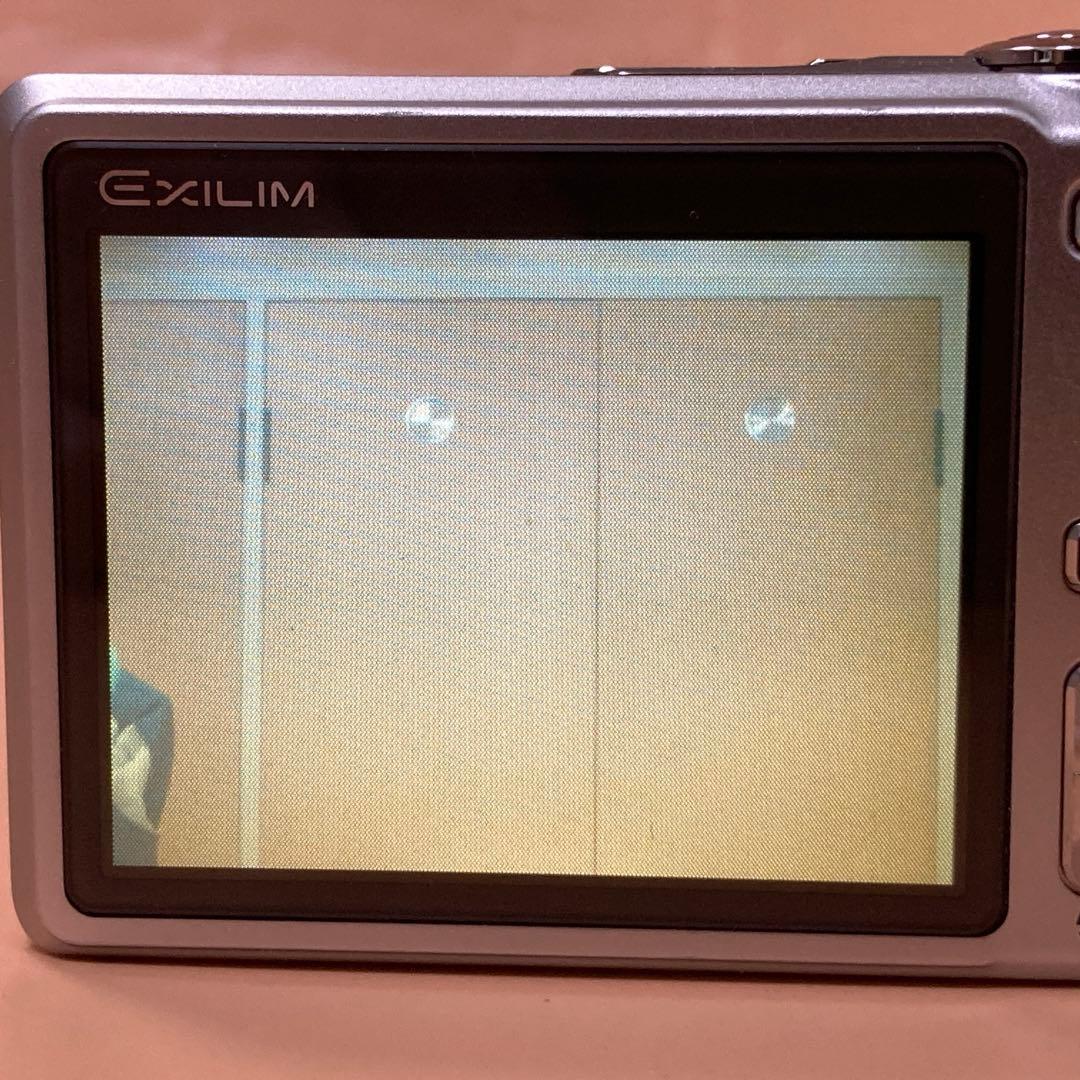◆SDカード付き◆ CASIO EX-Z500 シルバー色　デジカメ　完動品