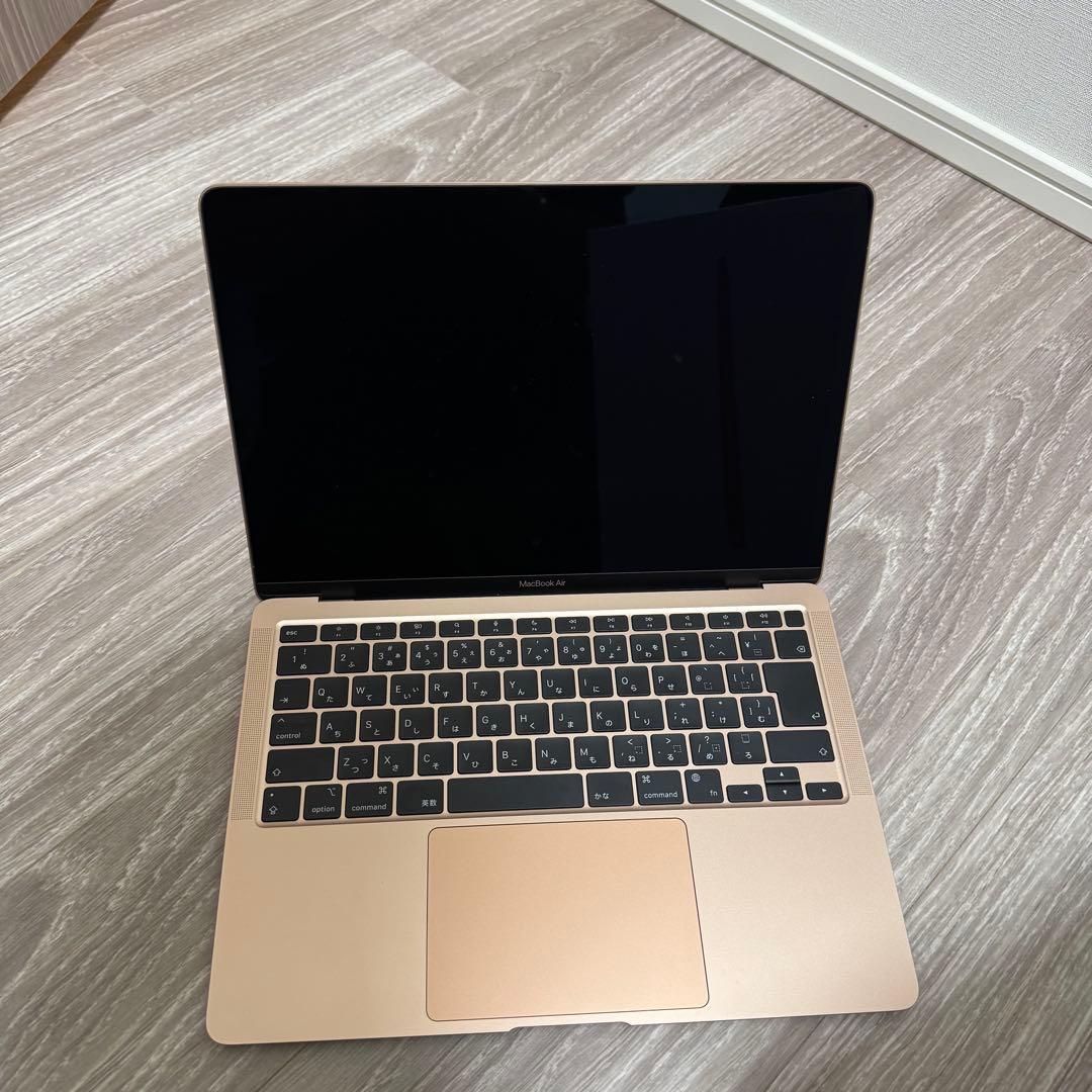美品 MacBook Air M1チップ 充電数9回『容量100％』