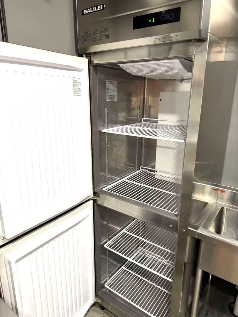 【引取り限定！】業務用冷凍庫（フクシマガリレイ）GRN-062FM縦型美品