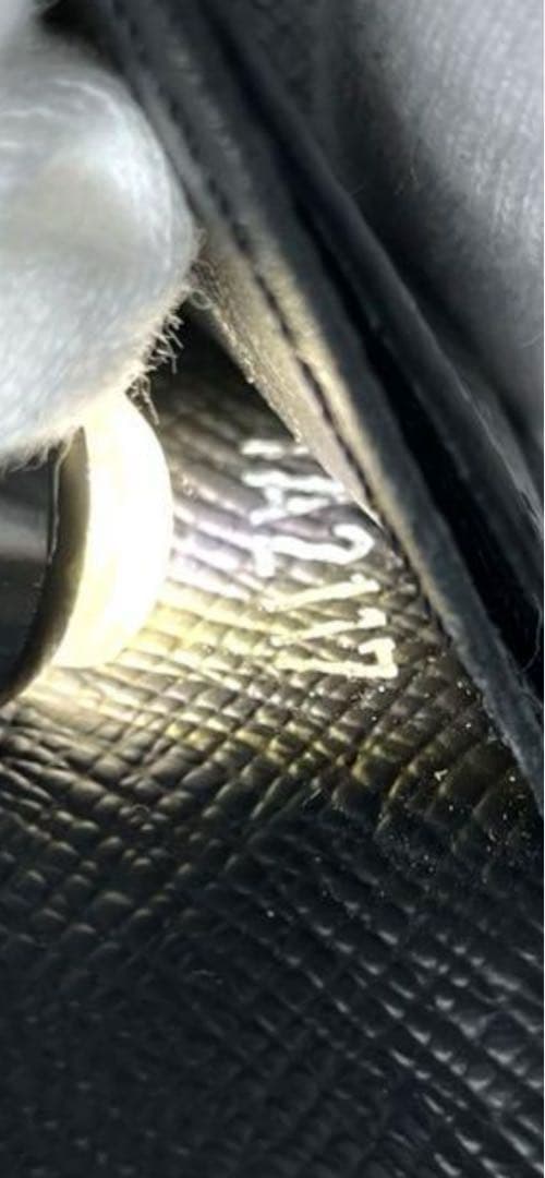 ぐ*ふ様 Louis Vuitton ダミエ・グラフィット 長財布