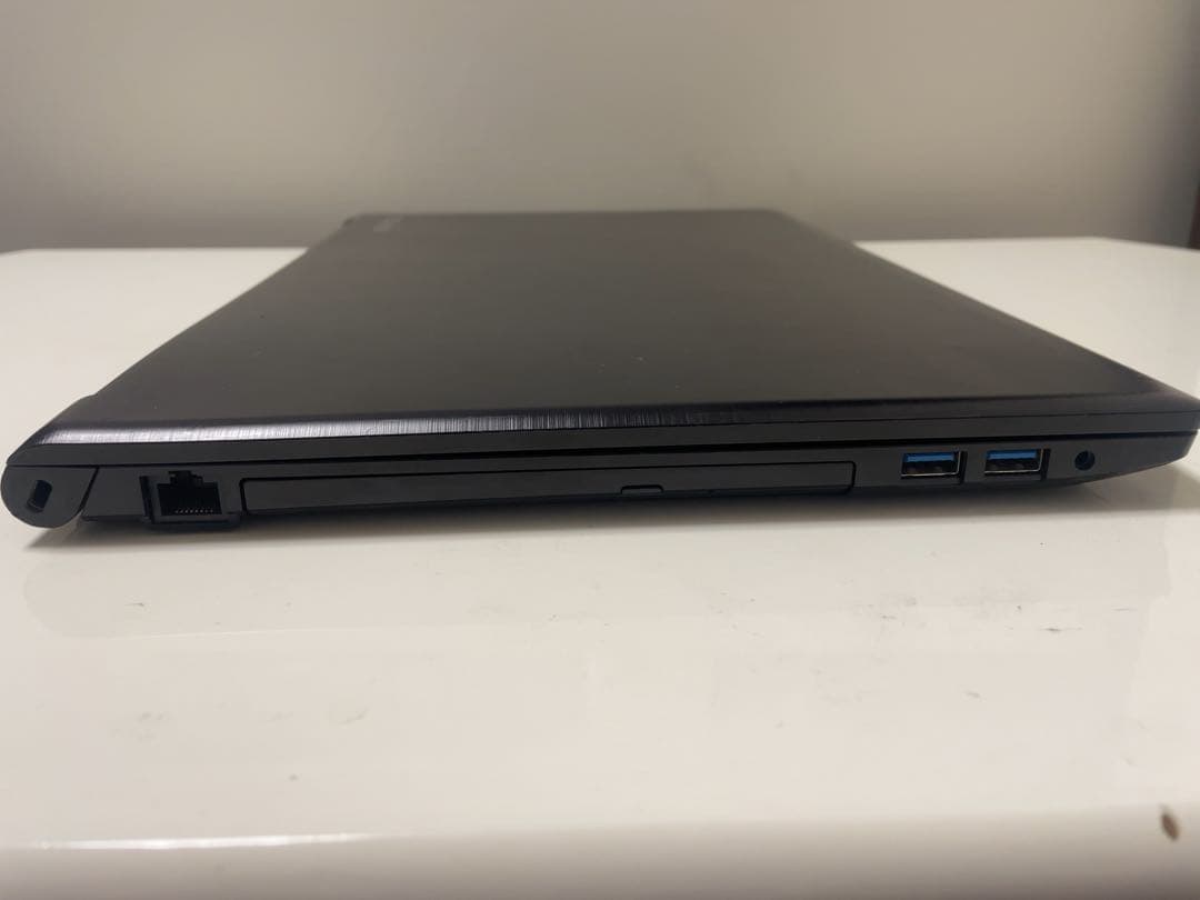 Windowsノート本体 dynabook B65/J