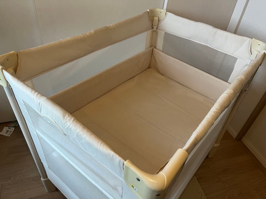 Aprica 折りたたみベビーベット　ココネル