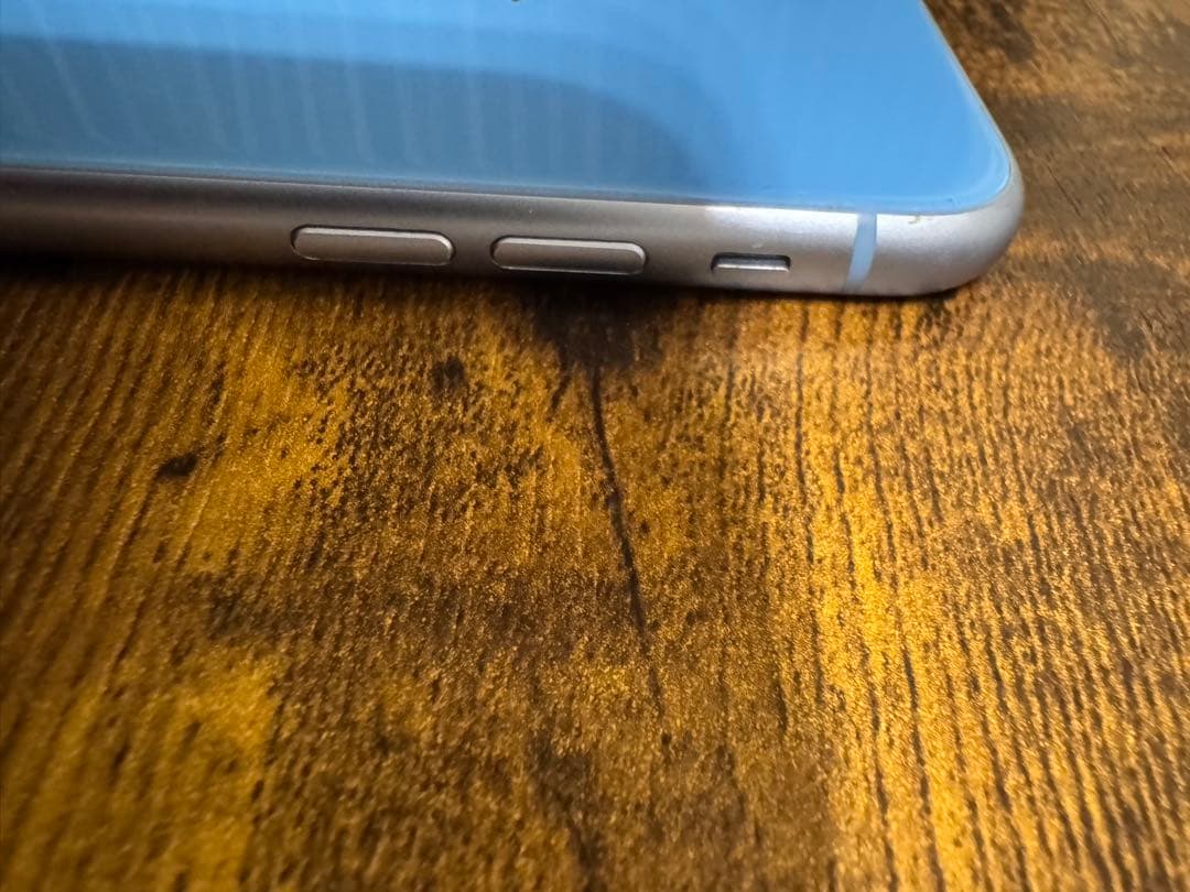 iPhone XR ブルー 128GB SIMフリー　バッテリー93%