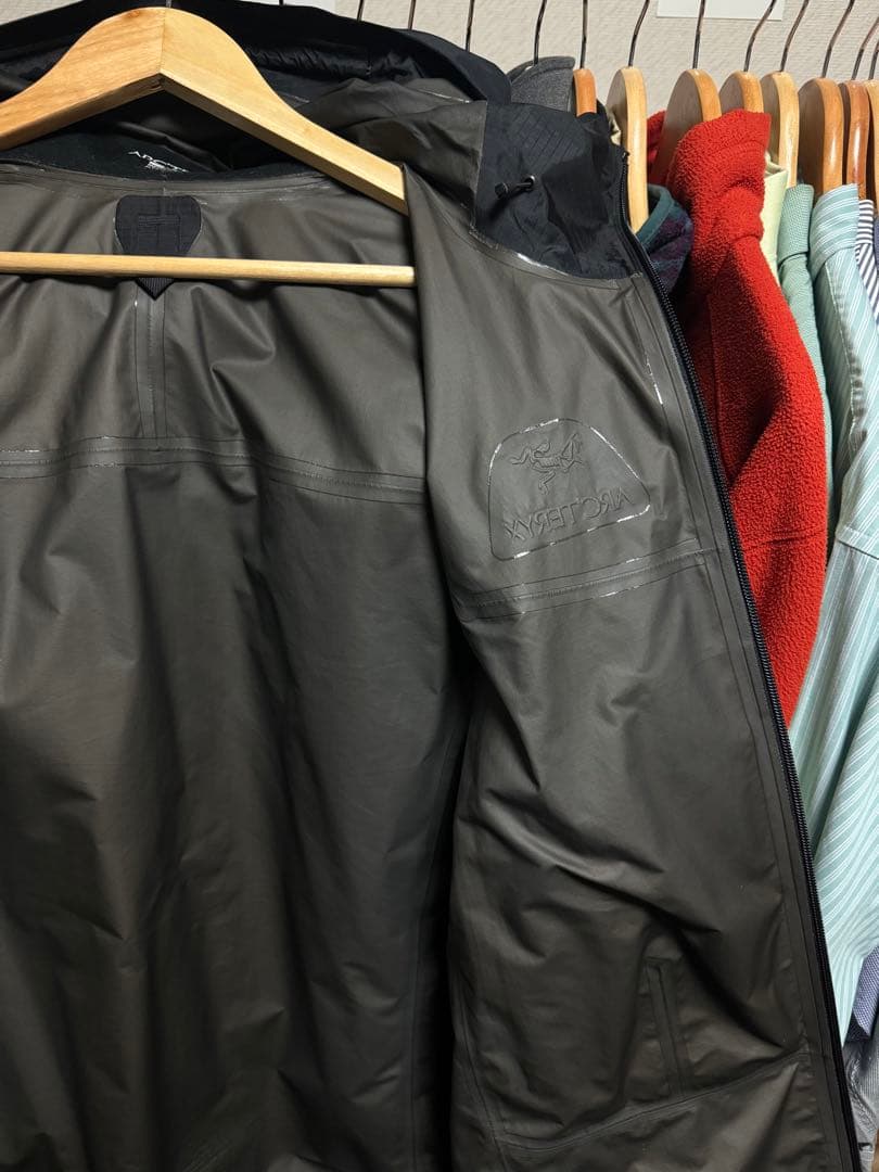 アークテリクス　ビームスコラボ bata SL