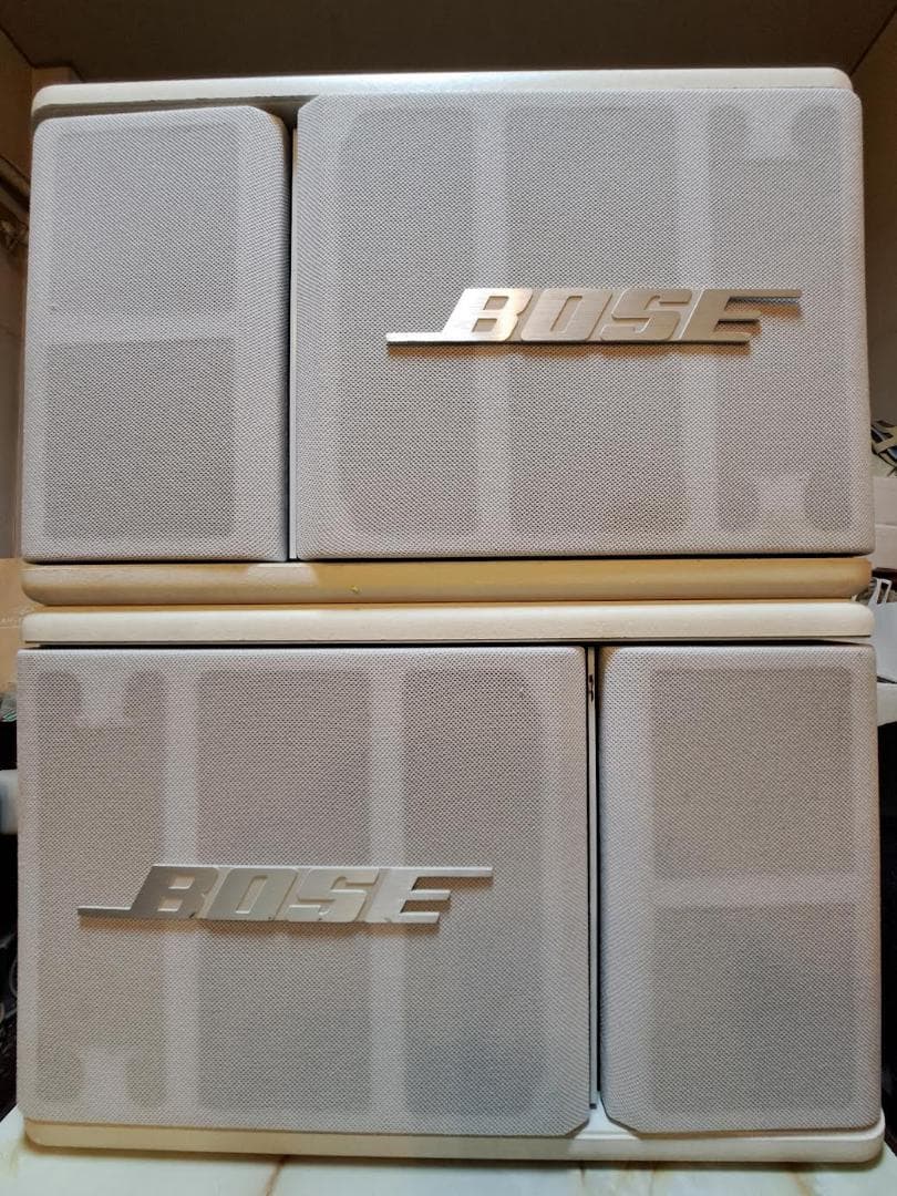 BOSE★ホワイトL/Rペア 音出しOK ★301-AV MONITOR★