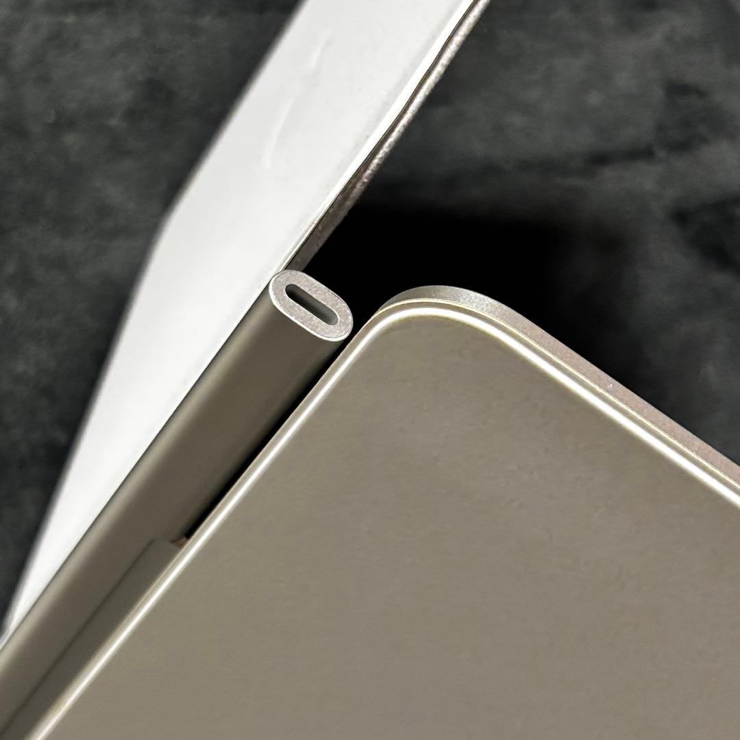 13インチ iPad Pro M4 / M5 Magic Keyboard