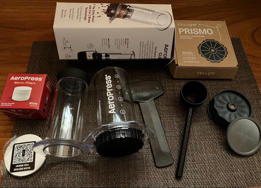 Aeropress clearとfellow prismo ペーパーフィルター付