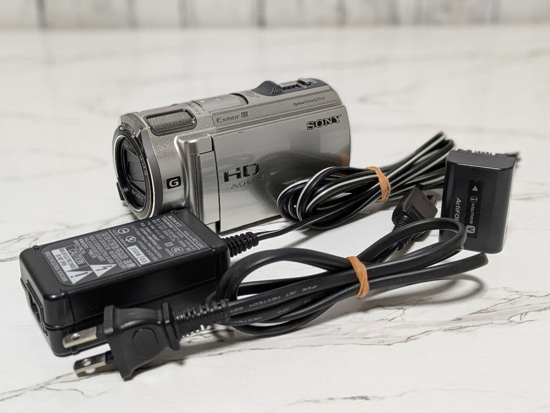 ② SONY　HDR-CX560V