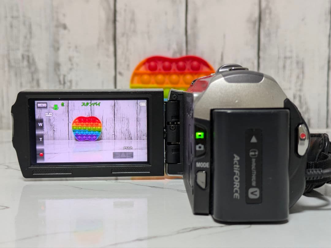 ② SONY　HDR-CX560V