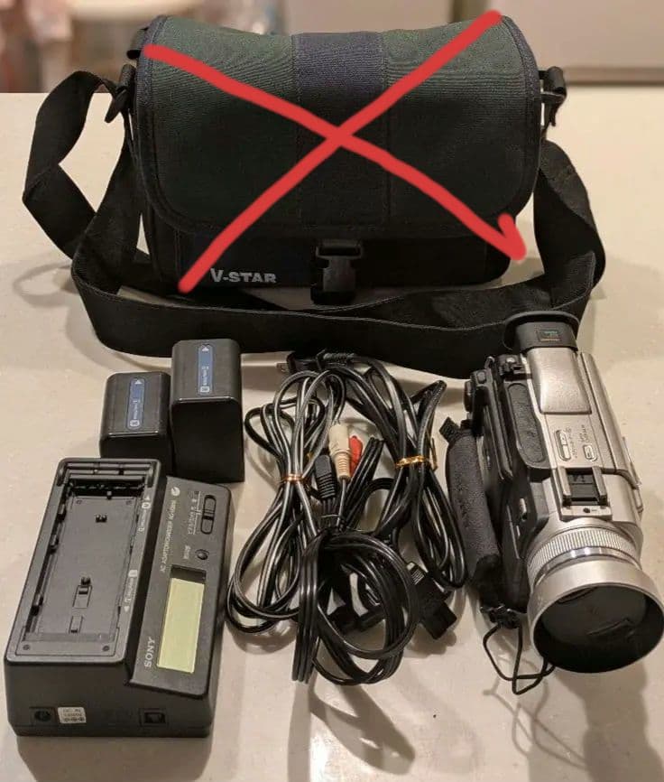 ソニー ビデオカメラ DCR-TRV20 バッテリー付き