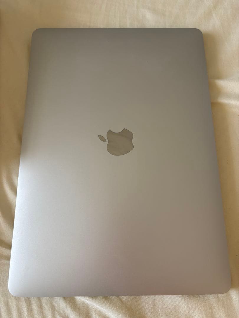 b*n様 状態良好 2020 MacBook Air 8GB/512GB 13イ