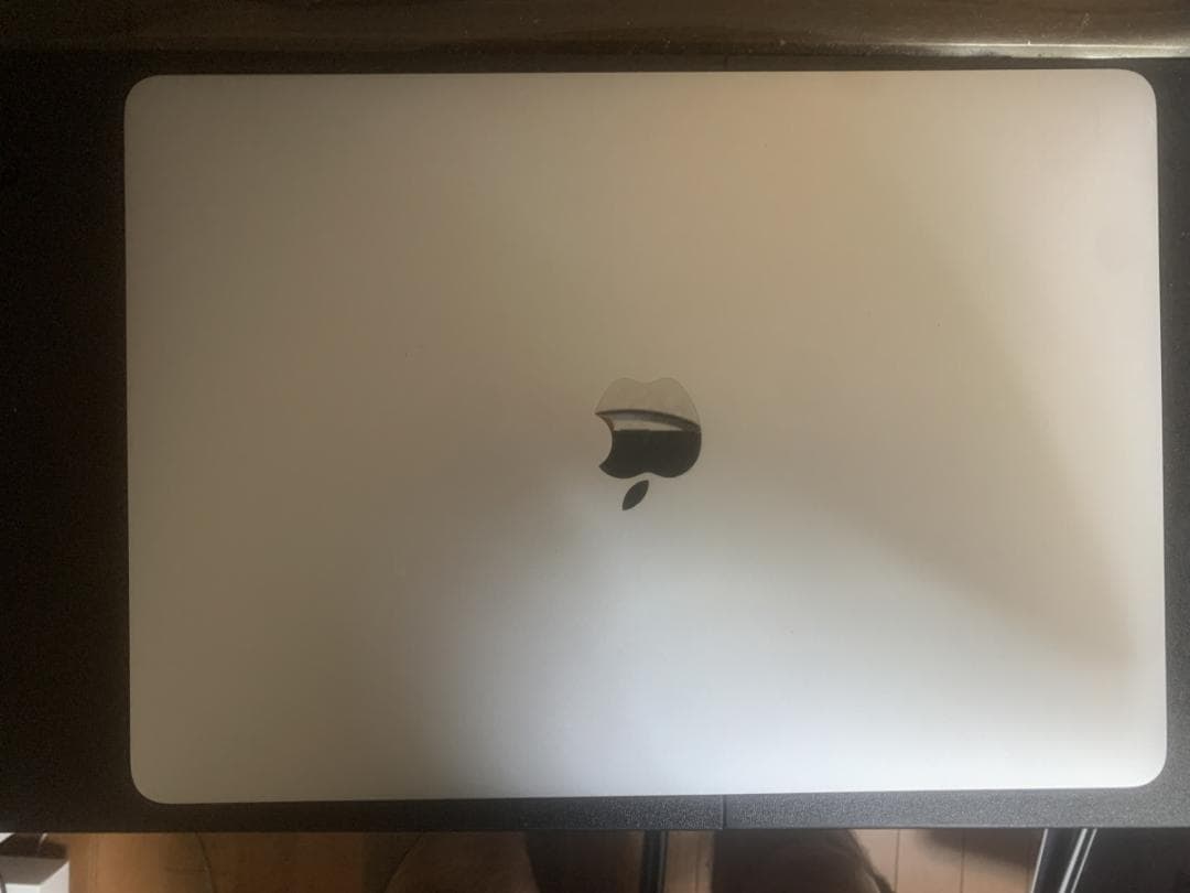 美品 MacBook Pro A2251 2020 i7/32GB/512GB