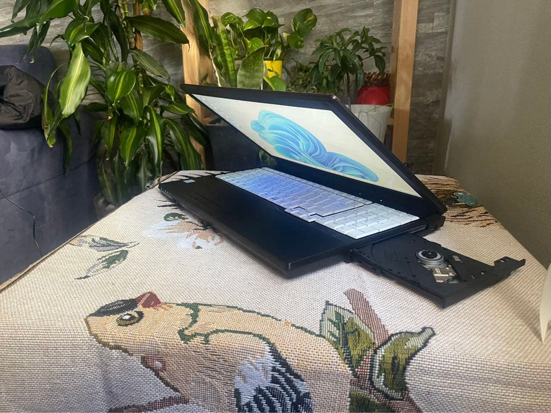 初期設定済ノートパソ【美品】初心者✨人気✨富士通　すぐ使える✨win11✨