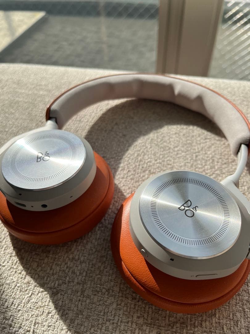【未使用美品！】Bang & Olufsen ワイヤレスヘッドホン オレンジ
