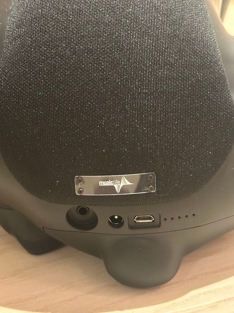 フレンチブルドッグ型スピーカー