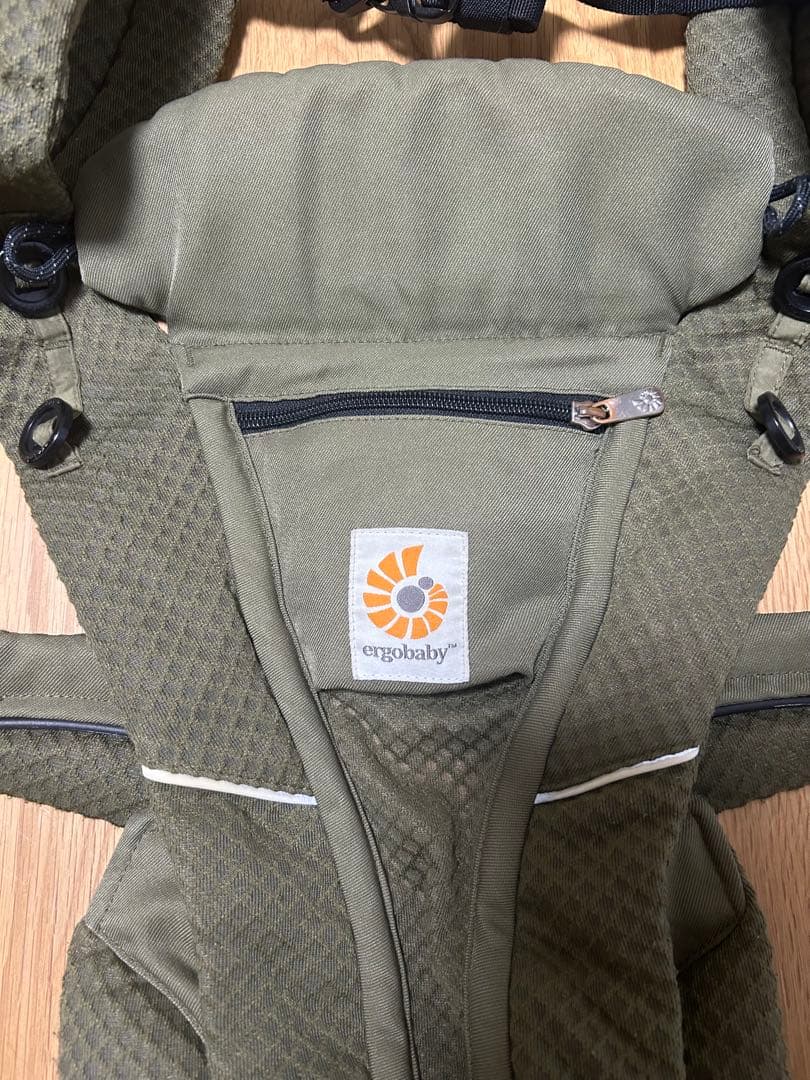 ergobaby オムニブリーズ オリーブグリーン
