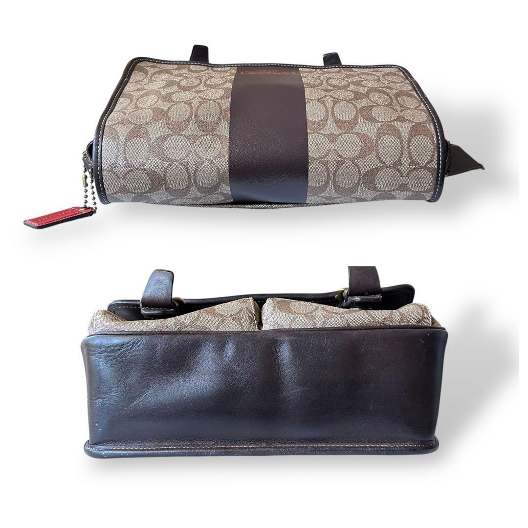 極美品✨ コーチ ショルダーバッグ メッセンジャーバッグ シグネチャー PVC