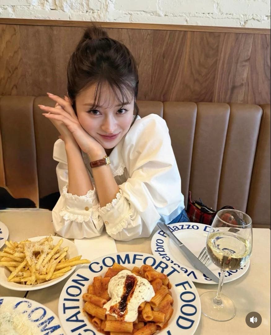 トップス Bibiy. CLAIRE BUTTONS BLOUSE