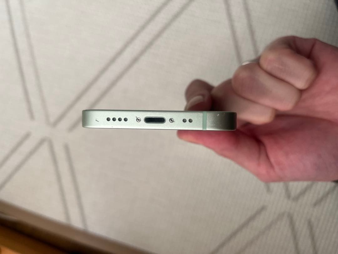 【ジャンク】iPhone12mini 64GB グリーン（アウトカメラ不調）