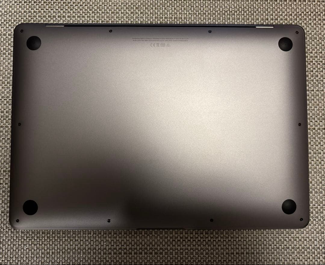 【メモリ16GB】MacBook Air (M1, 2020)容量256GB