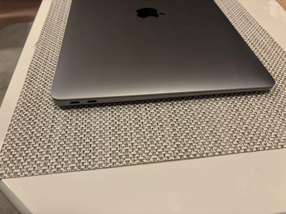 【メモリ16GB】MacBook Air (M1, 2020)容量256GB