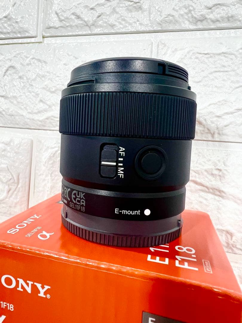 SONY E 11mm F1.8 レンズ