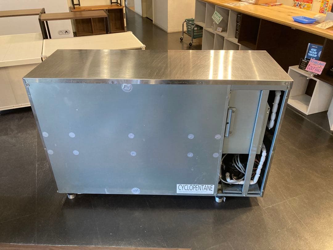 「2023年製・高年式！状態良好のPanasonicコールドテーブル」