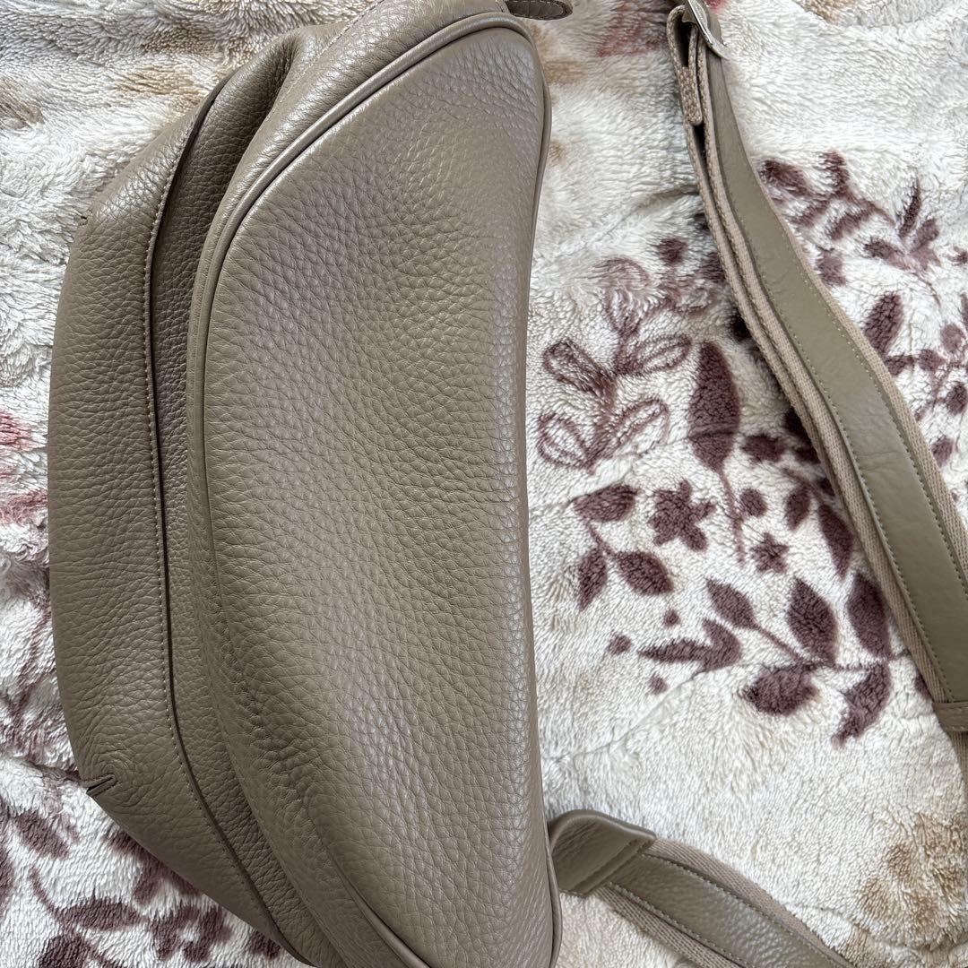 ペッレモルビダPELLE MORBIDA ボディバッグMaiden Voyage