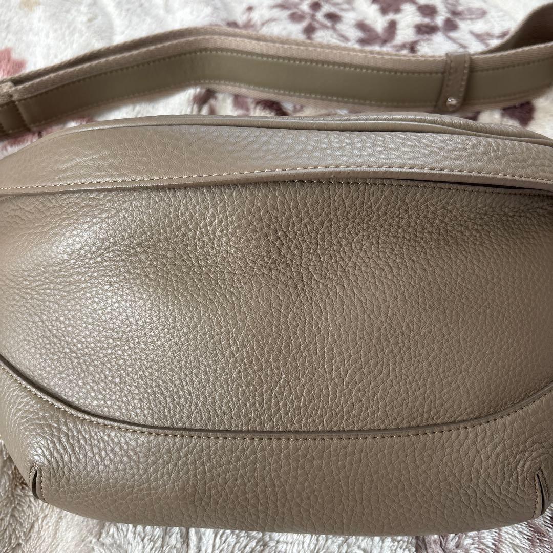 ペッレモルビダPELLE MORBIDA ボディバッグMaiden Voyage