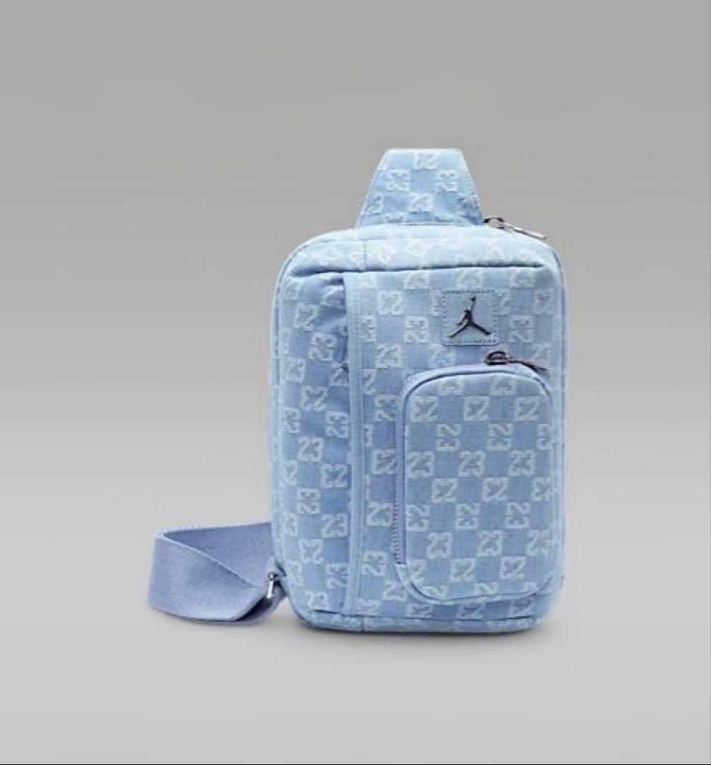 【新品 未使用】NIKE JORDAN モノグラム スリングバッグ　デニム