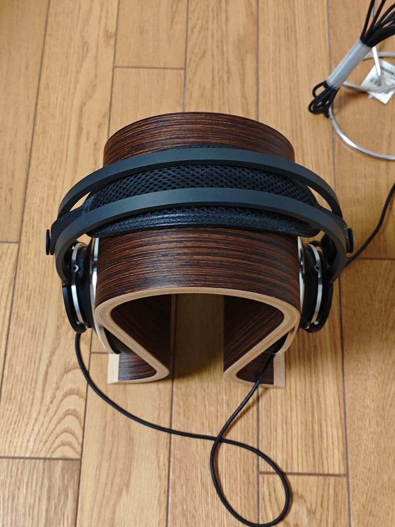 ヘッドホン AKG K812 Y3