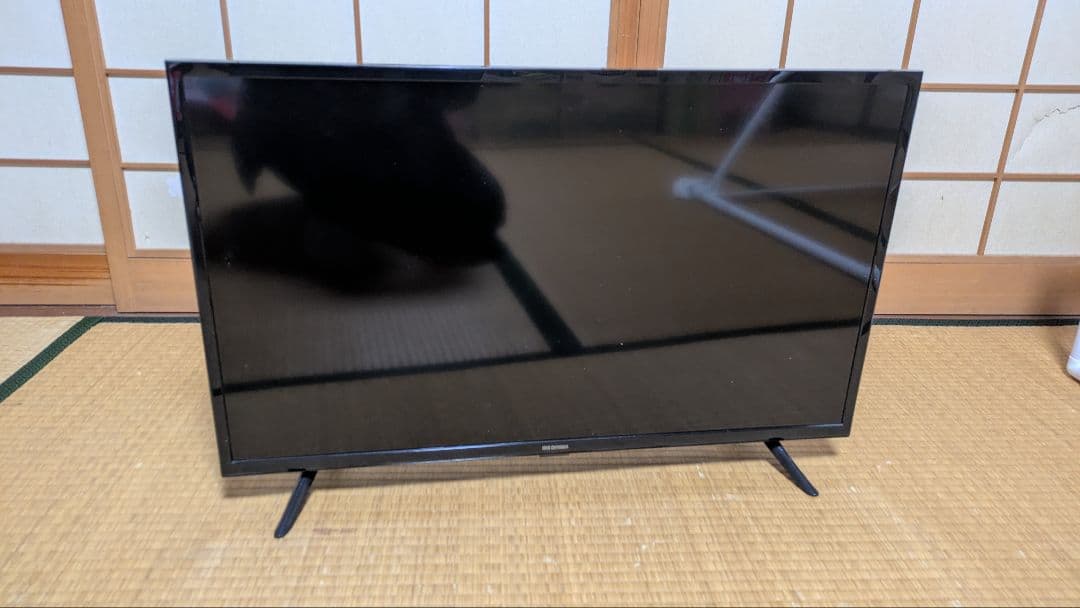 32型液晶テレビ 32WB10P　アイリスオーヤマ　正常品
