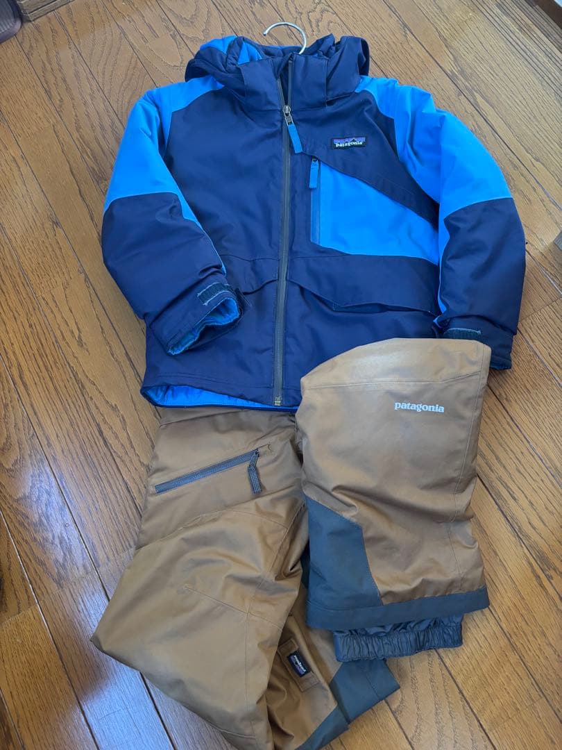 お値下げ⭐︎patagonia 子ども用スノーボードウェア上下セット